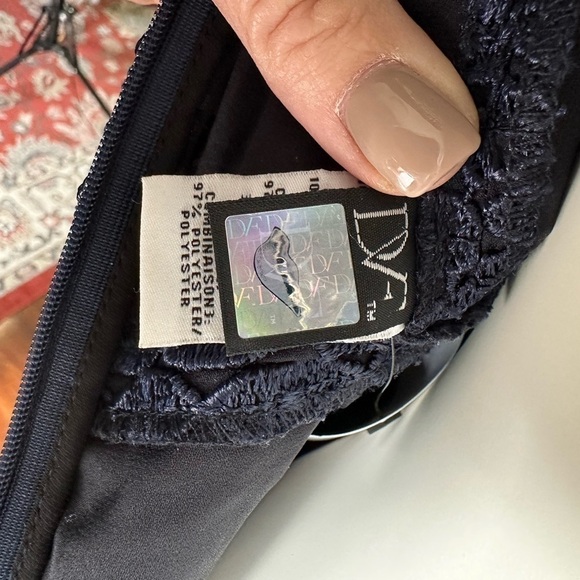 WOMEN’S DVF DIANE VON FURSTENBERG KINCHU SG LACE COCKTAIL SHEATH DRESS SMALL - Picture 13 of 13